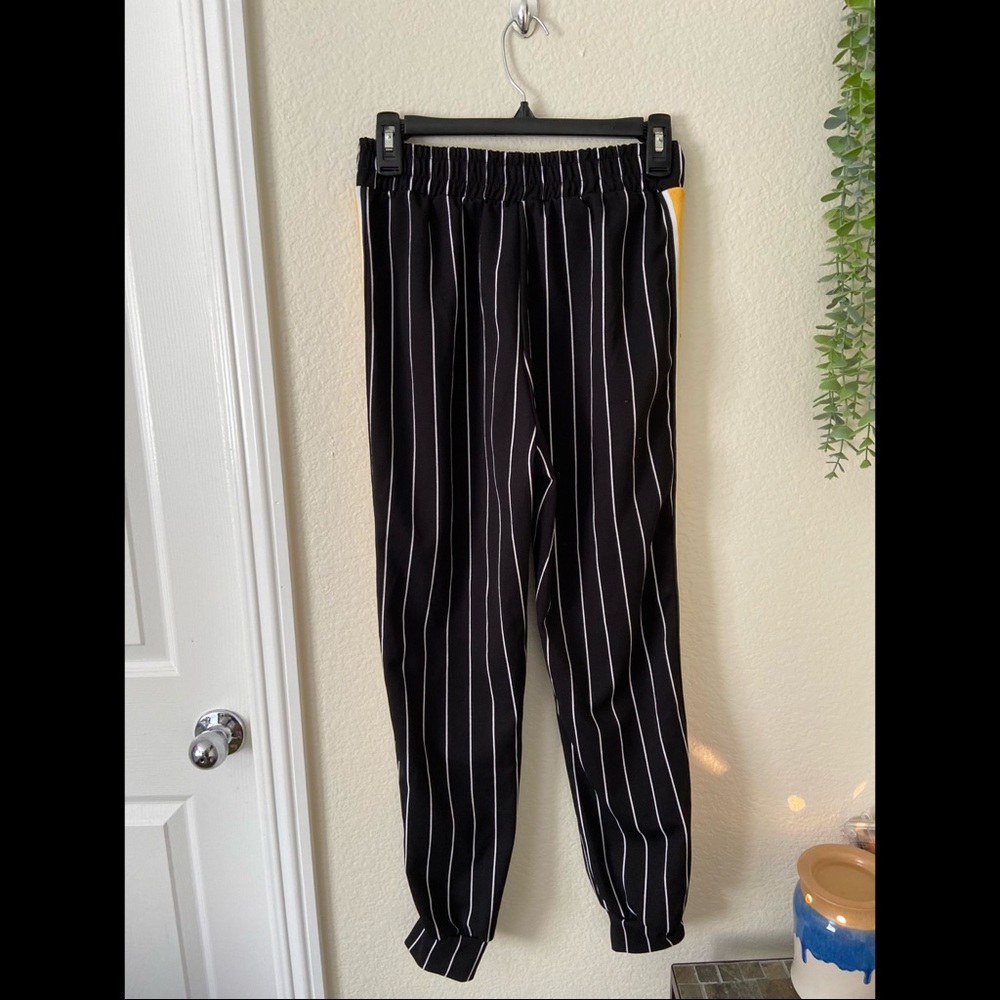 Forever 21 Trousers